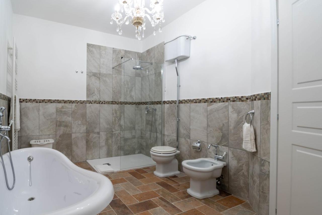 Luxury Villa Arianna Tarano المظهر الخارجي الصورة